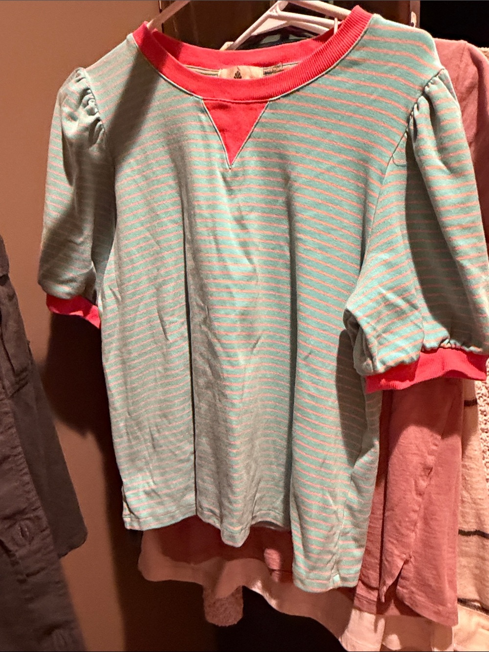 Women’s Mint & Coral Striped Puff-Sleeve Top